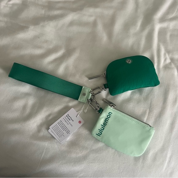 lululemon athletica Accessories - 🆕 Lululemon Dual Pouch Wristlet - Emerald Ice Mint Moment
